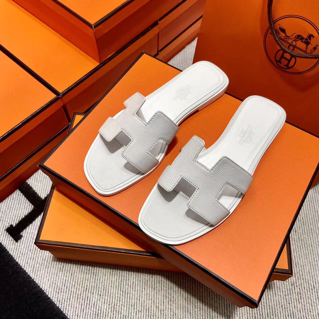 에르메스 올수공 오란 슬리퍼 샌들 앱송 137